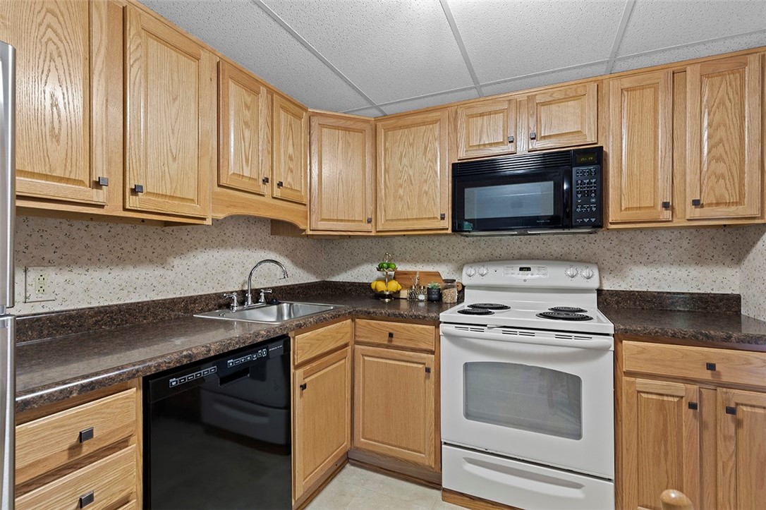 595 Calais Dr 316