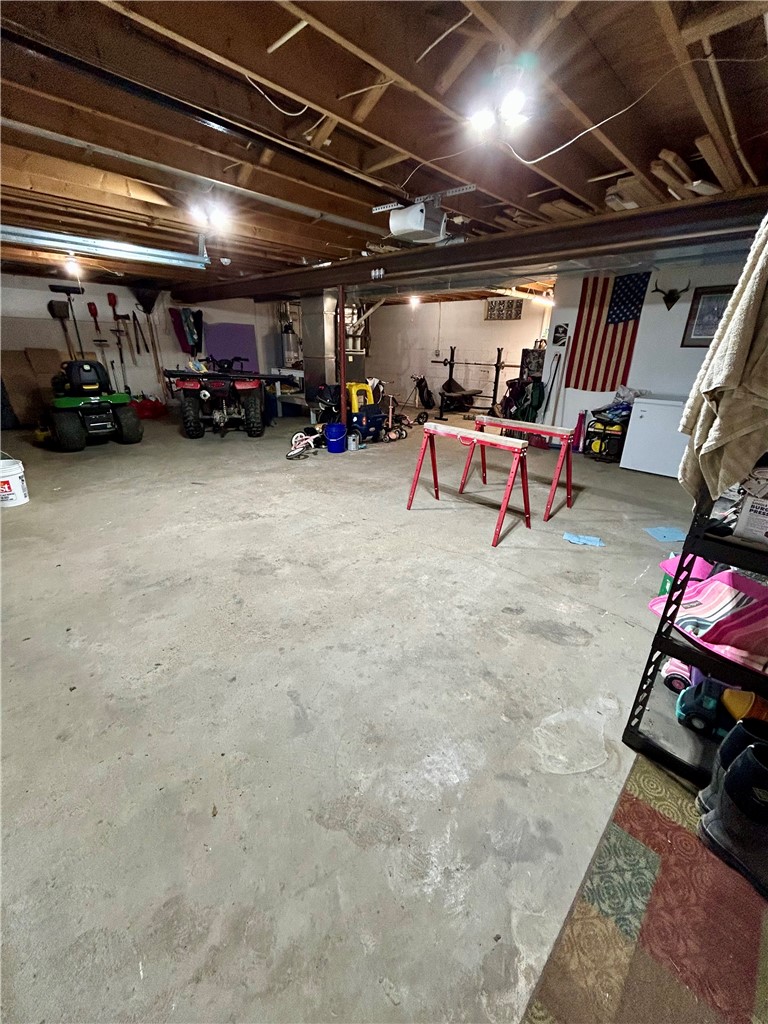 4426 Ellwood Rd