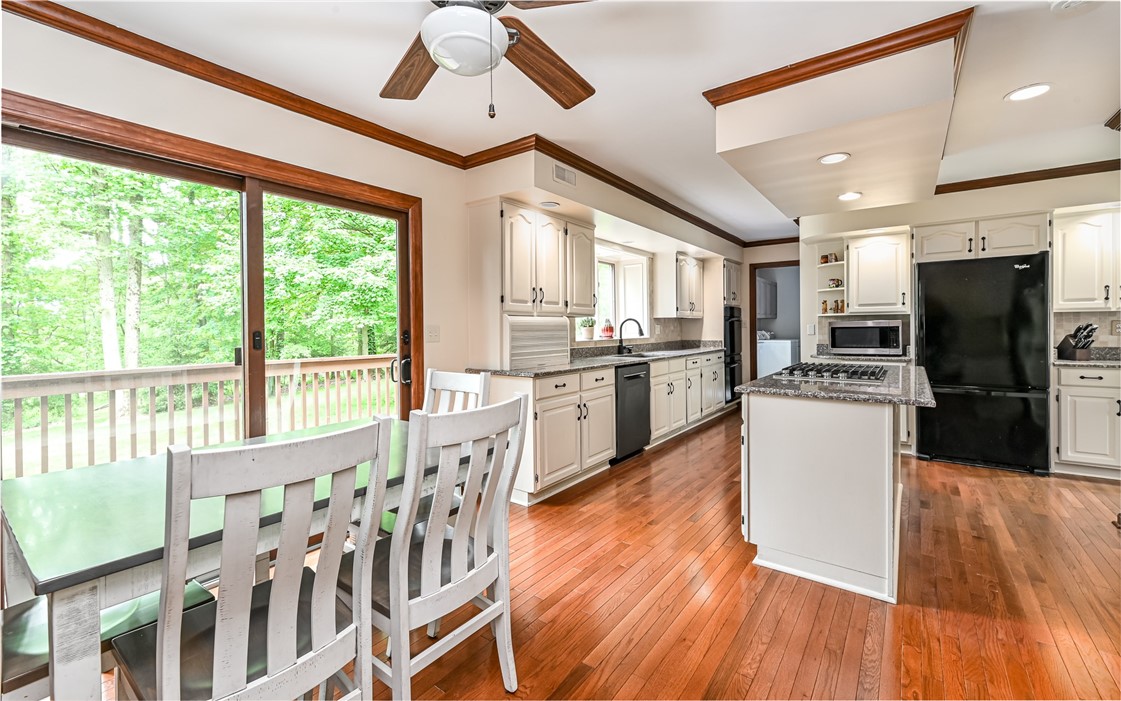 4541 Nature Trail Dr