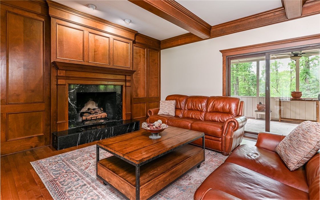 4541 Nature Trail Dr