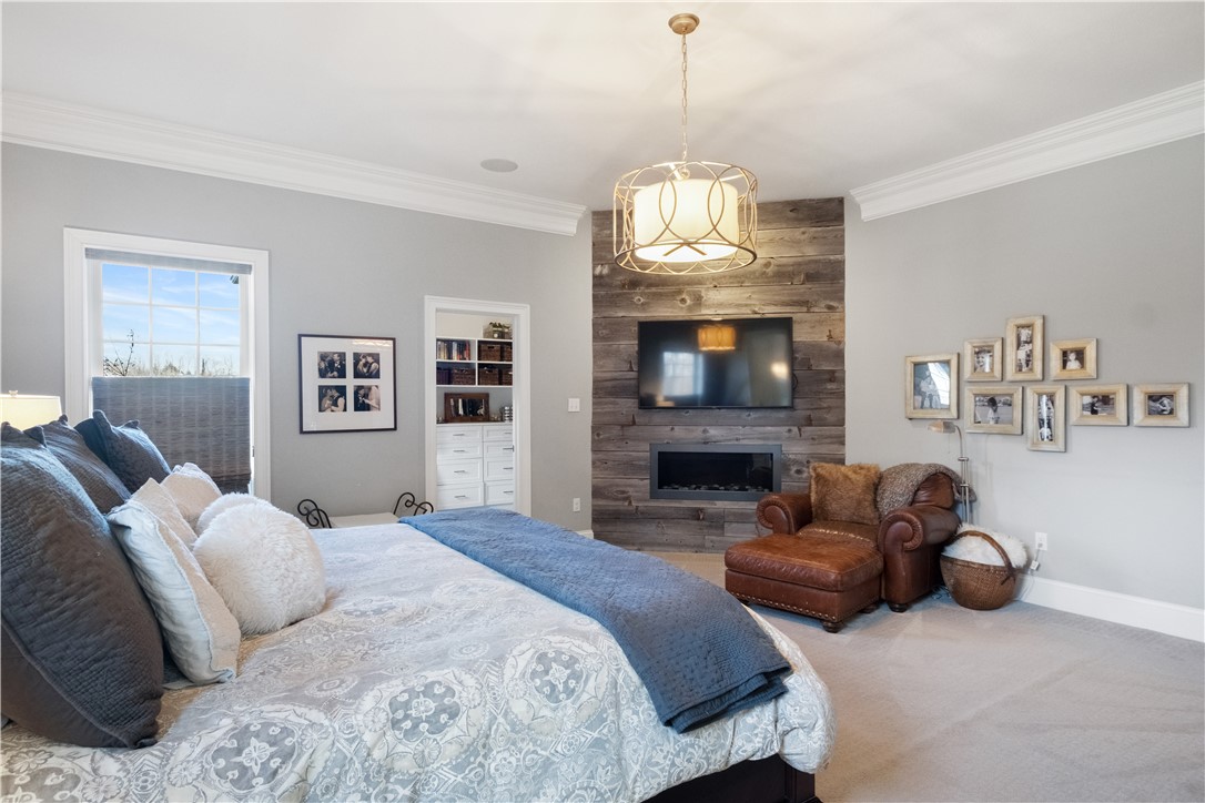 338 Buckingham Dr