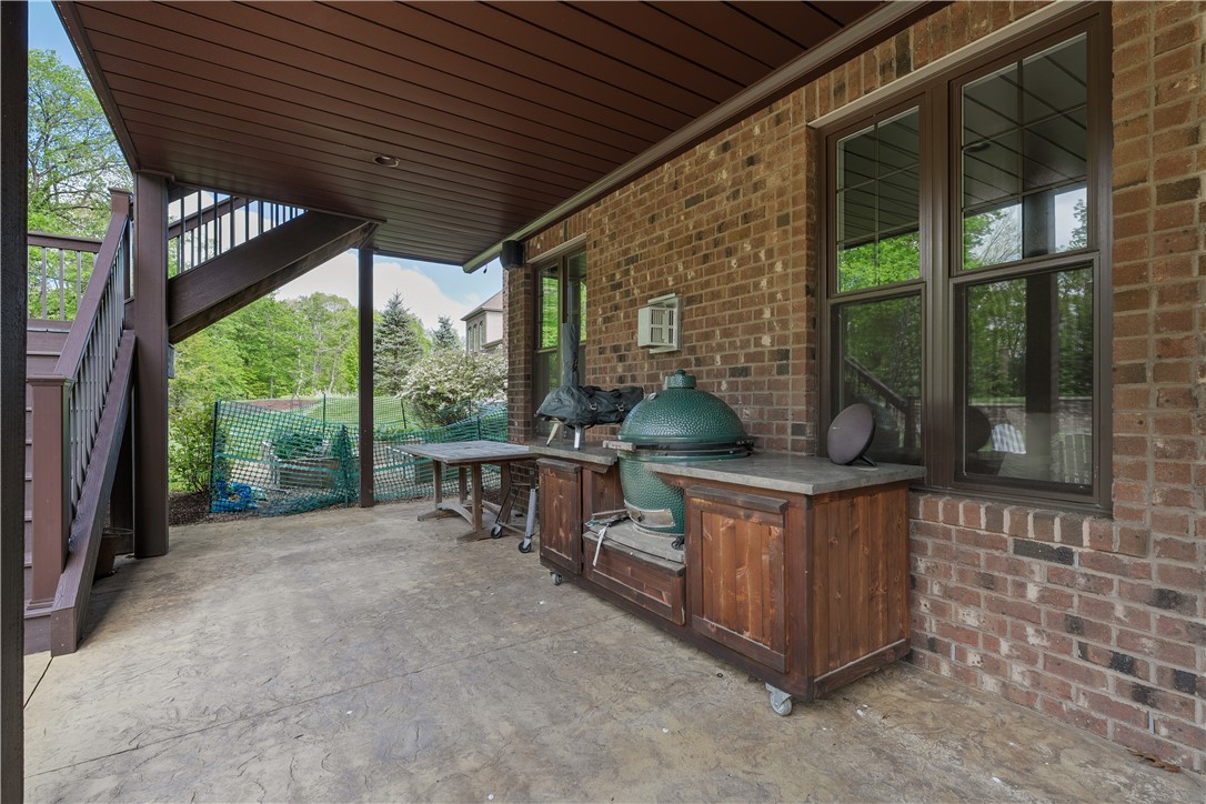 338 Buckingham Dr