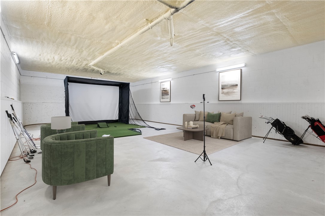 338 Buckingham Dr