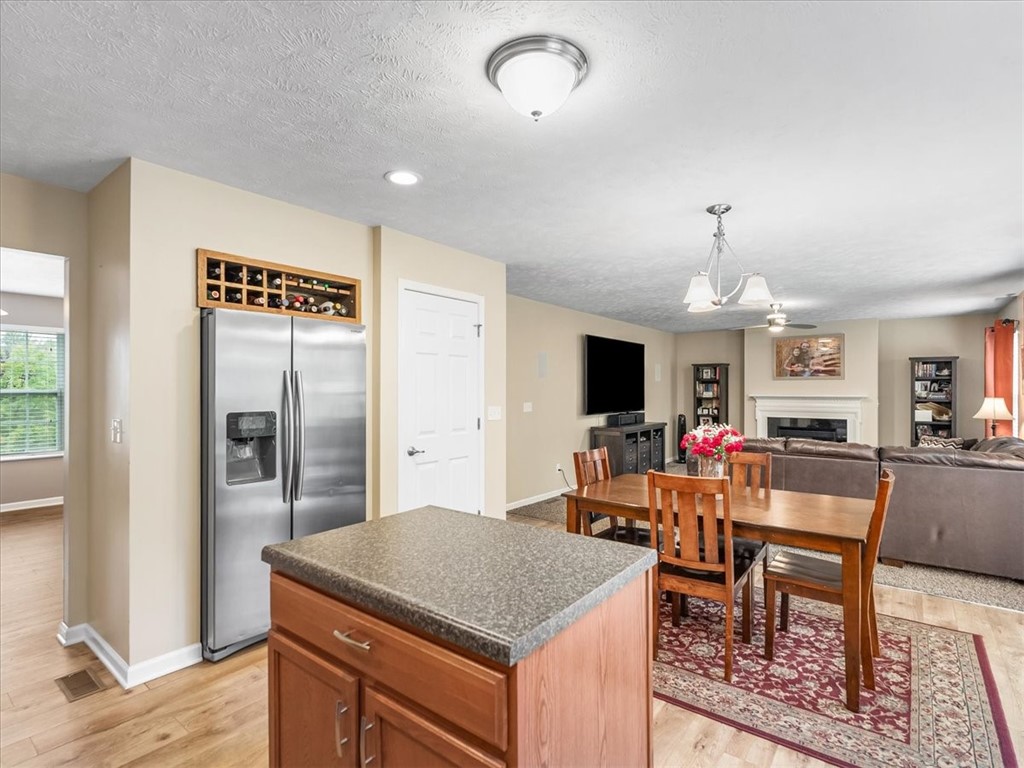 8045 Maureen Dr