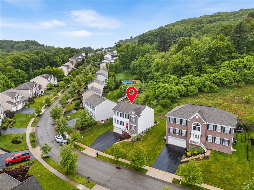 8045 Maureen Dr