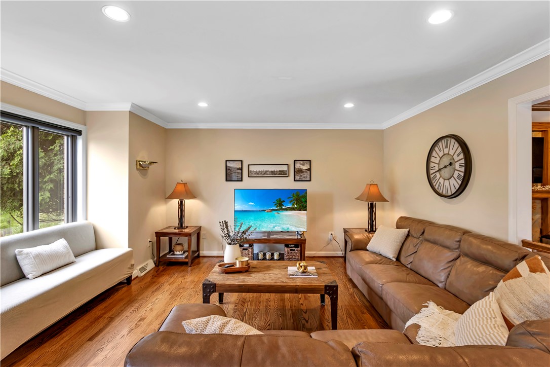 207 Springhouse Dr