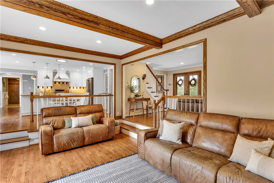 207 Springhouse Dr