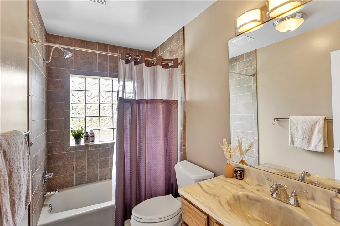 207 Springhouse Dr