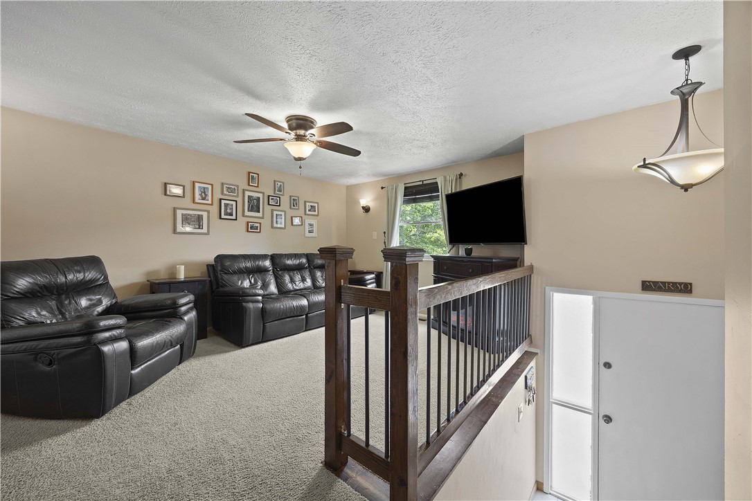119 Summit Ridge Dr