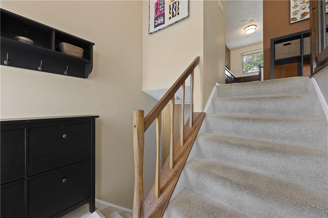 119 Summit Ridge Dr