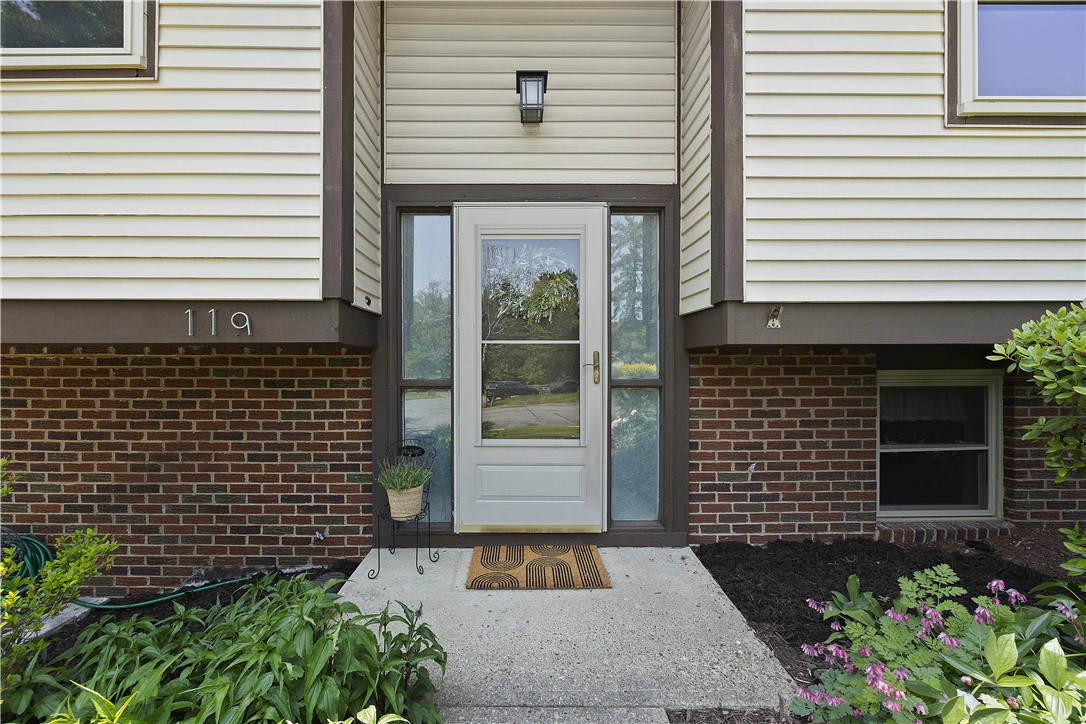 119 Summit Ridge Dr