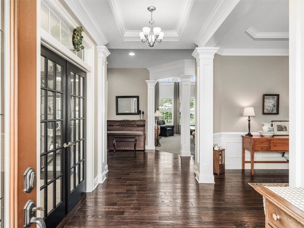 311 Connemara Ct