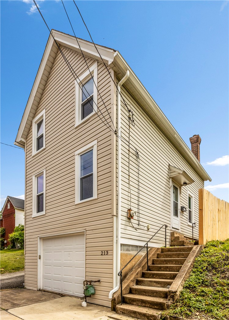 213 Highland Ave