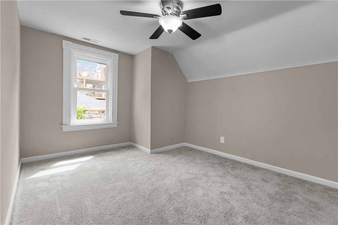213 Highland Ave