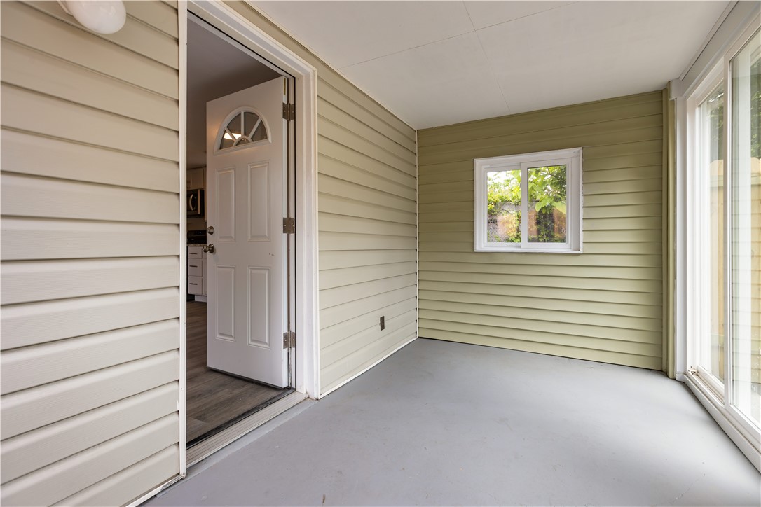 213 Highland Ave