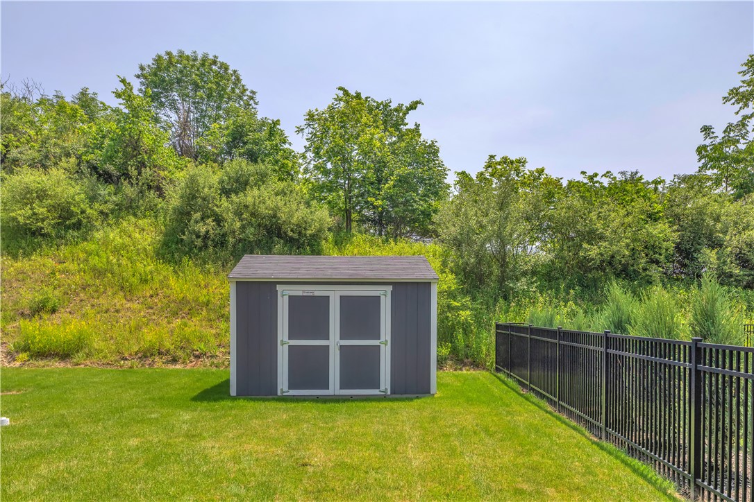 121 Derby Lane
