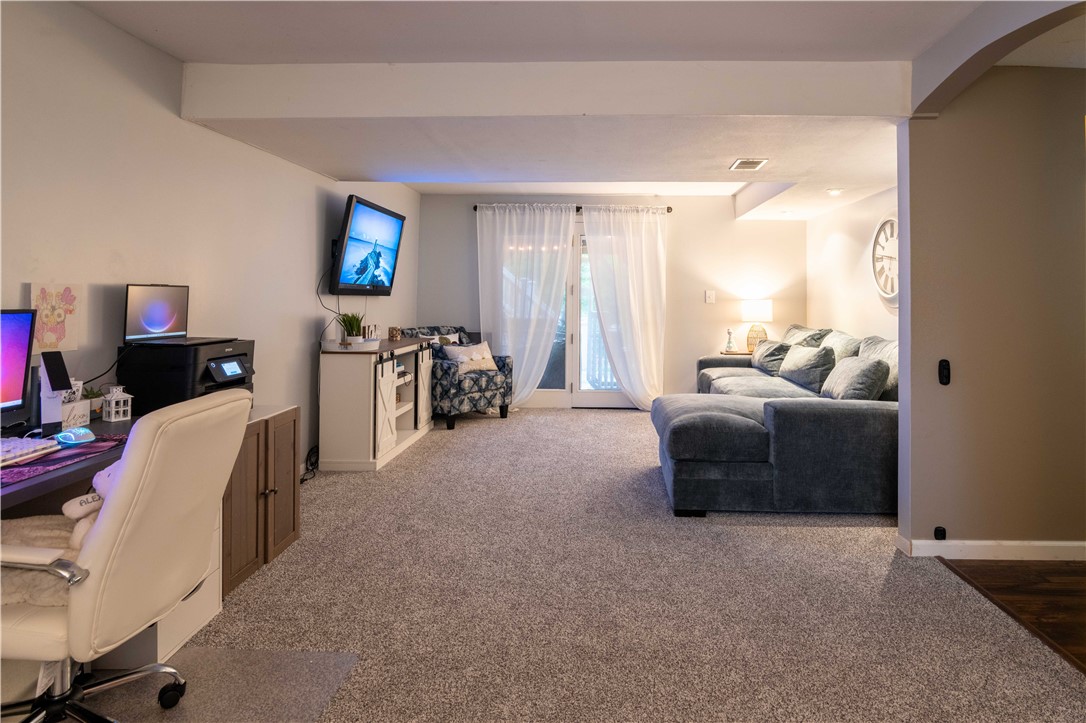 111 Briar Path