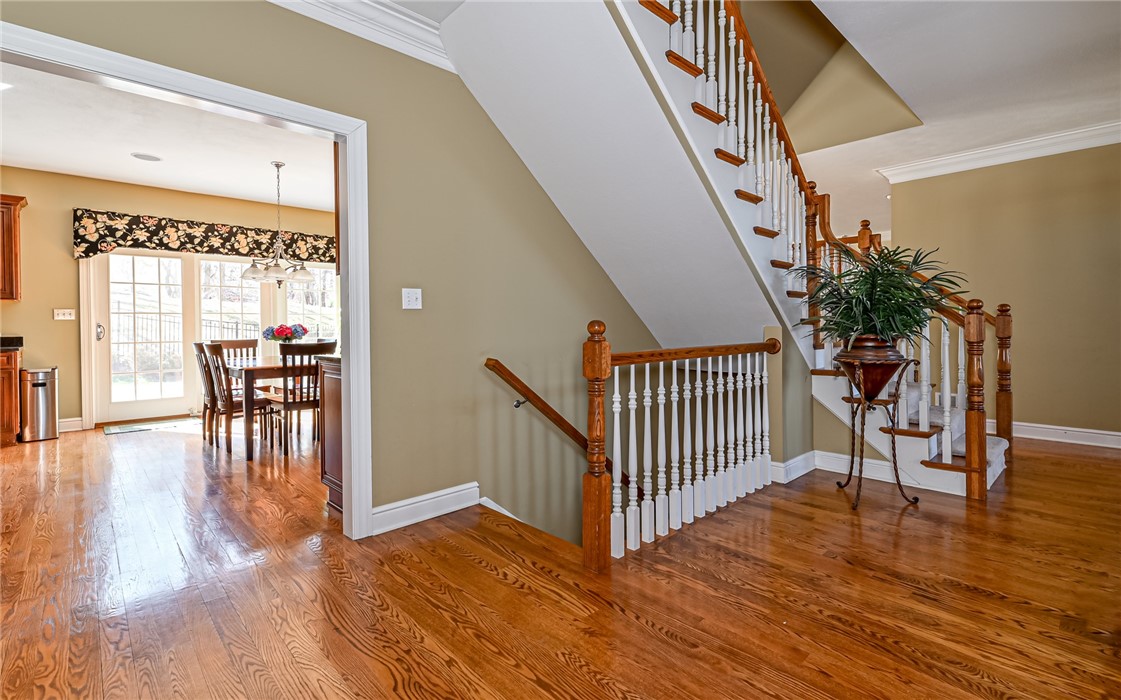 3124 Canterbury Dr