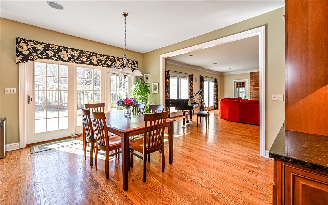 3124 Canterbury Dr