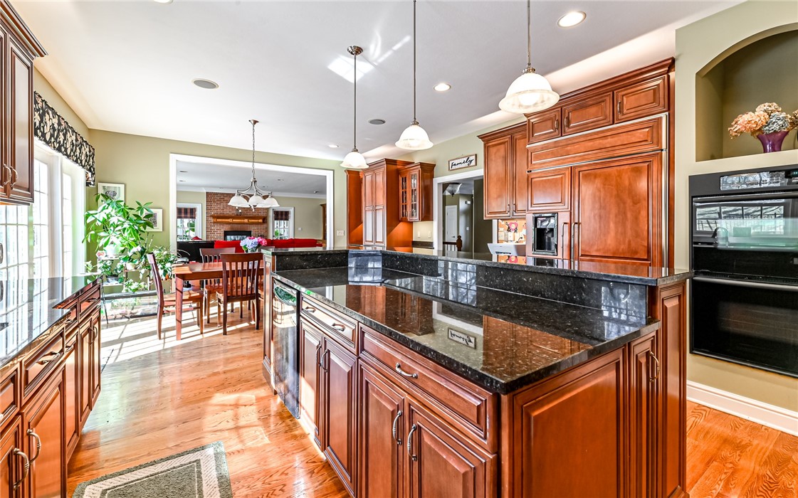 3124 Canterbury Dr