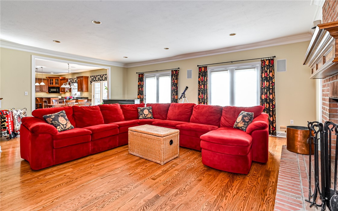 3124 Canterbury Dr