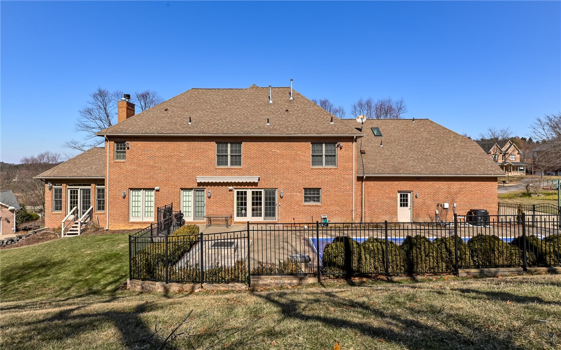 3124 Canterbury Dr