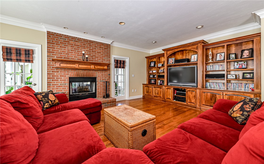3124 Canterbury Dr