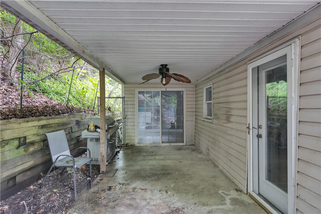 840 Robb Hollow Rd