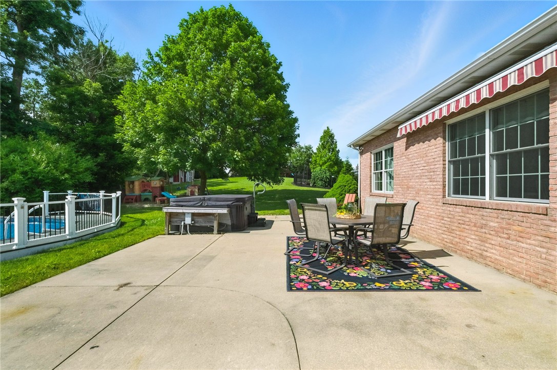 2310 Shamrock Ln