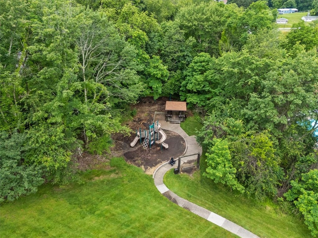 212 Timber Ln