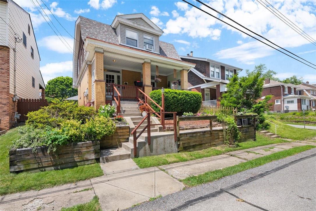 310 Columbia Ave