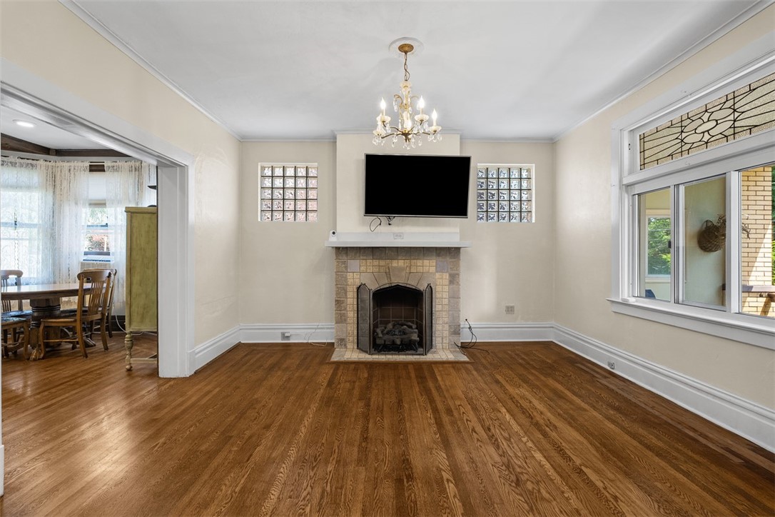 310 Columbia Ave