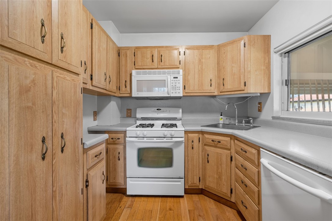 310 Columbia Ave