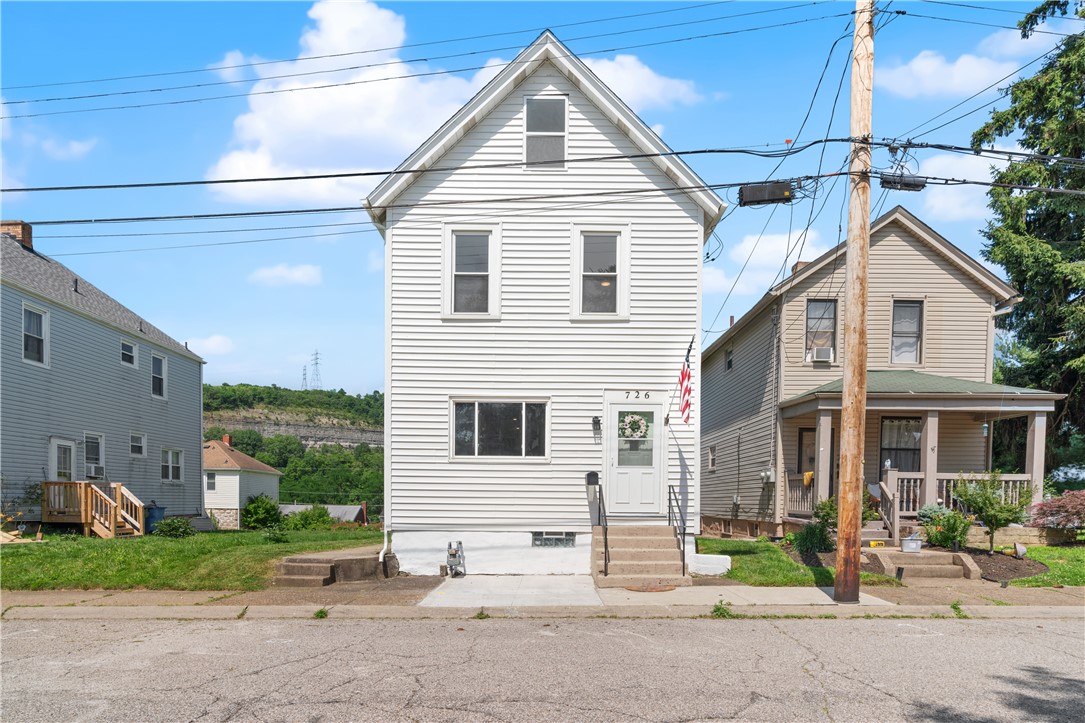 726 Orchard St