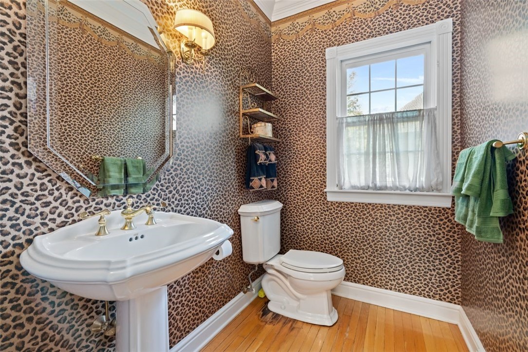 115 Lyndhurst Cir
