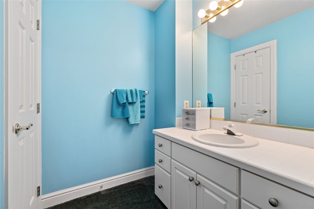 115 Lyndhurst Cir