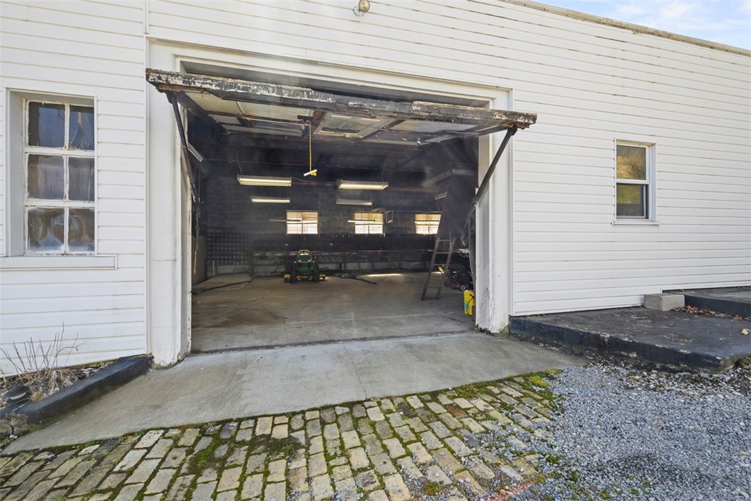 1080A Saxonburg Blvd