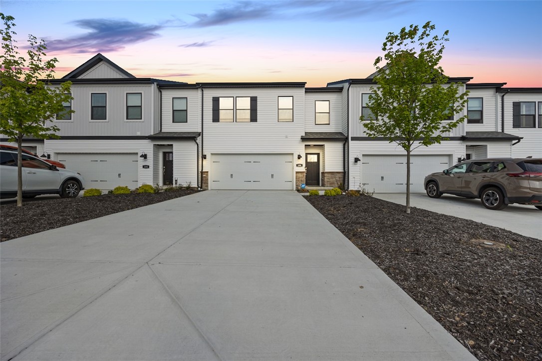 106 Delmonica
