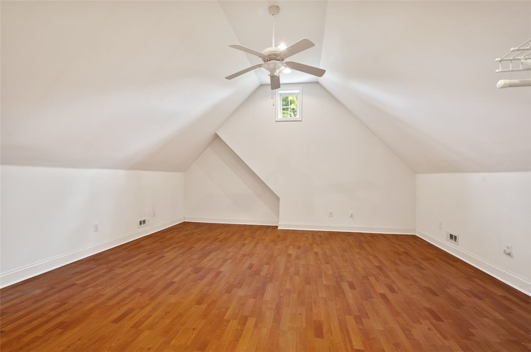 801 Huron Ct