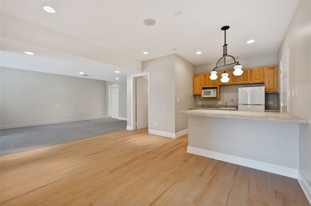 801 Huron Ct