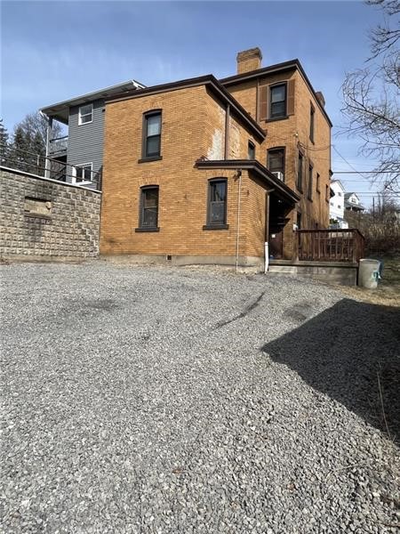2515 Mount Troy Rd