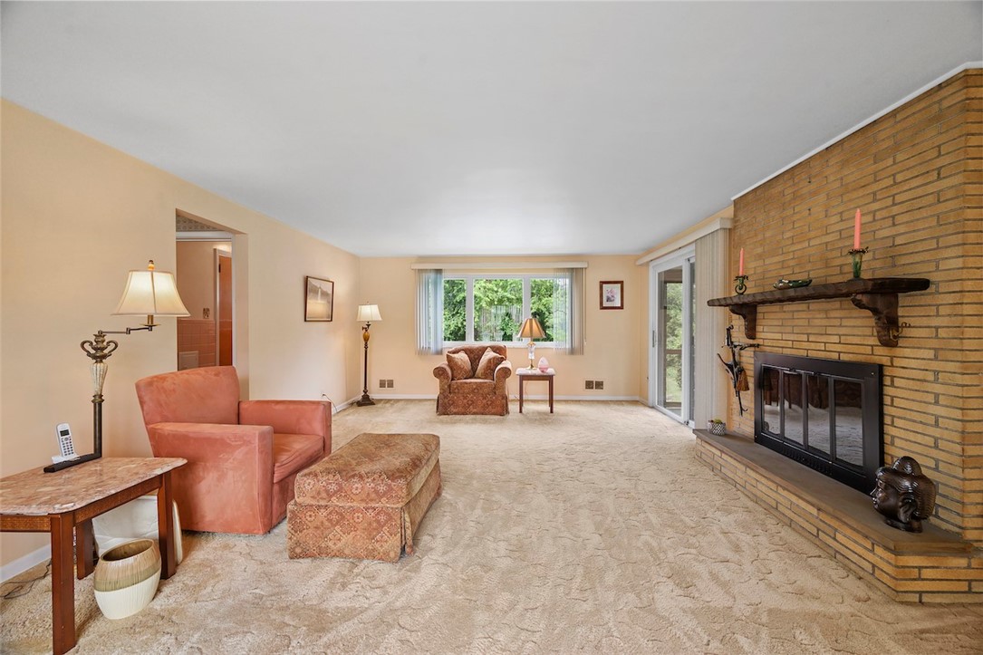 407 Laurel Hill Rd