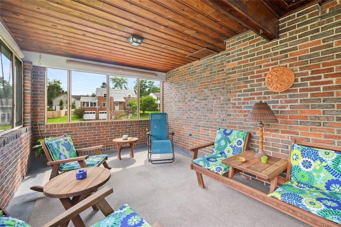407 Laurel Hill Rd