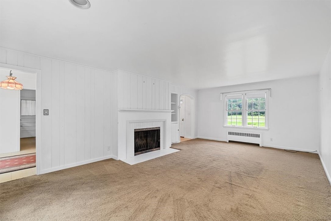 200 Crestmont Rd