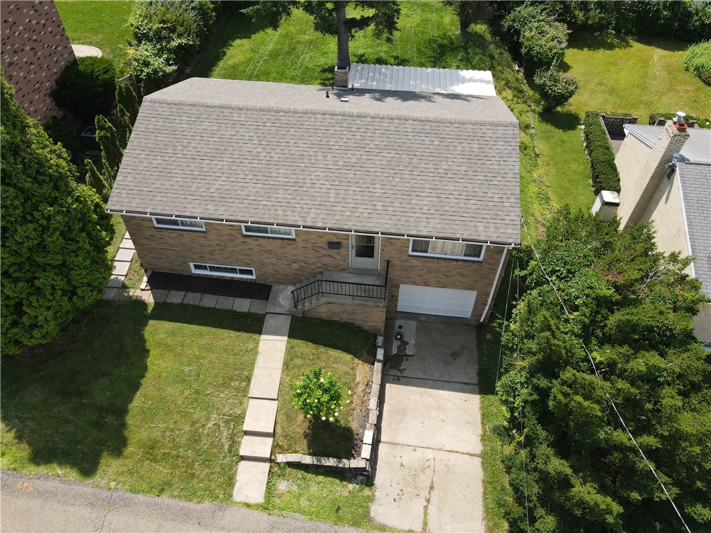 2038 Alfred St