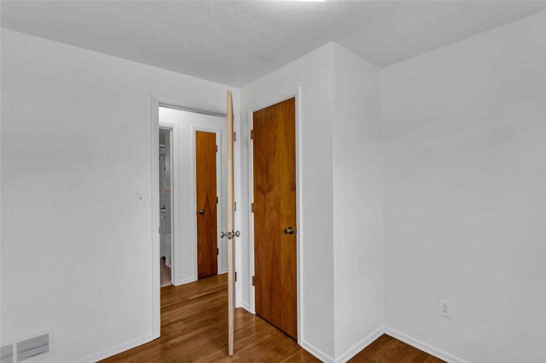 2038 Alfred St