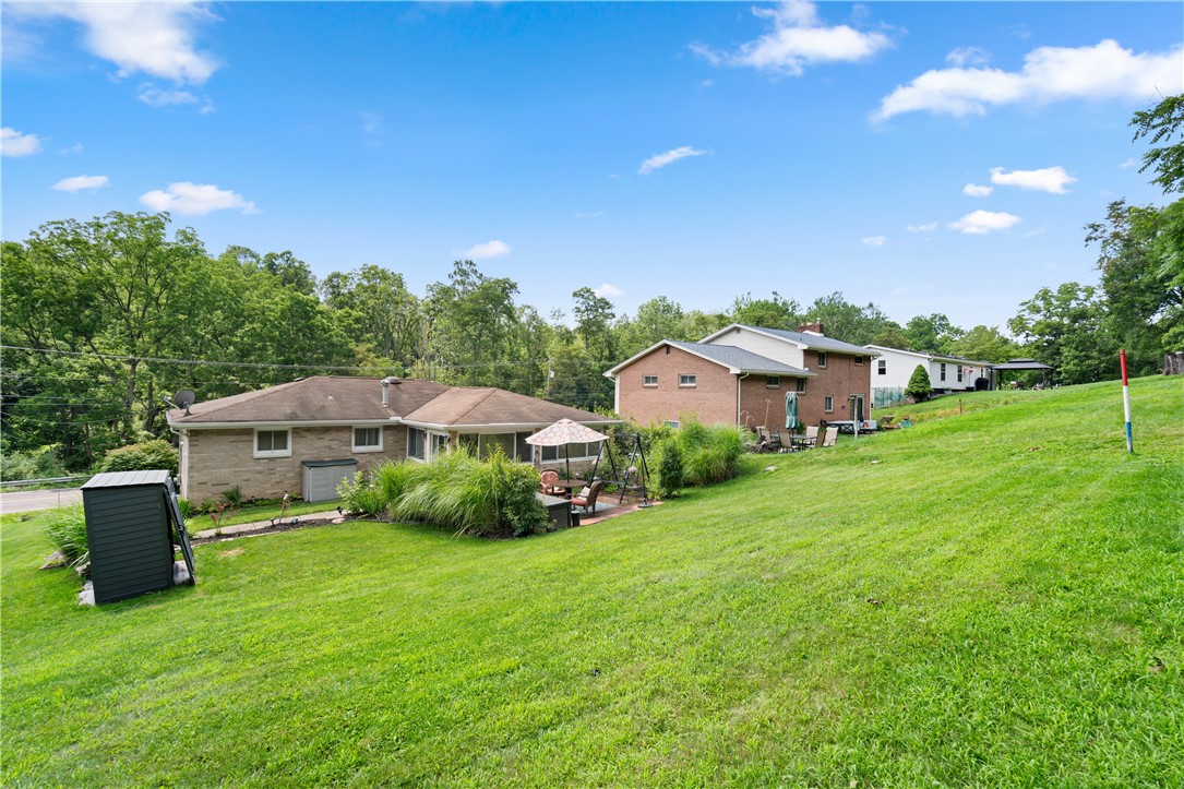 402 Sandy Hill Rd