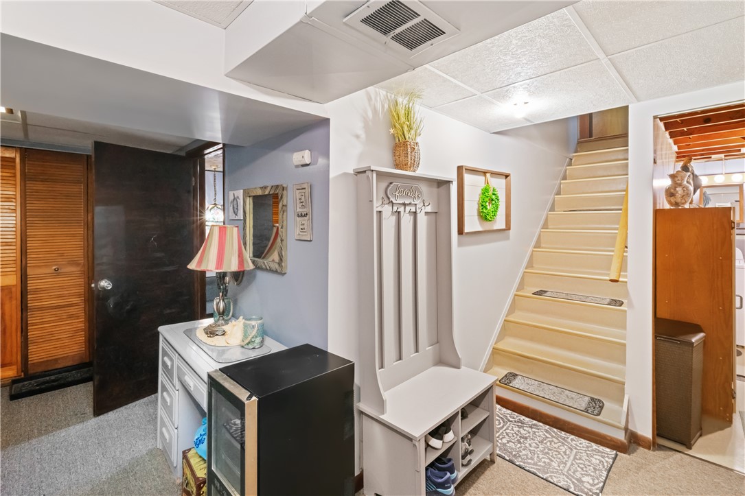 402 Sandy Hill Rd
