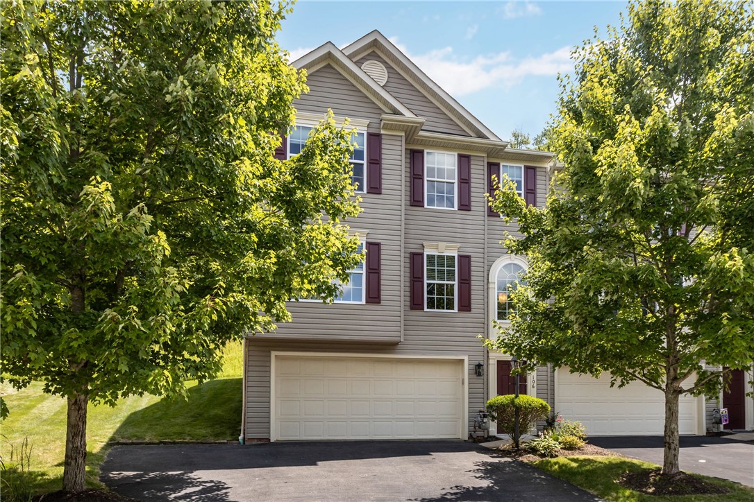106 Broadstone Dr