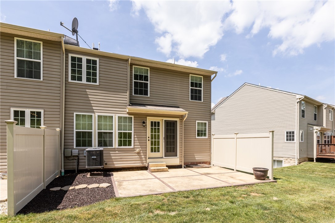 106 Broadstone Dr